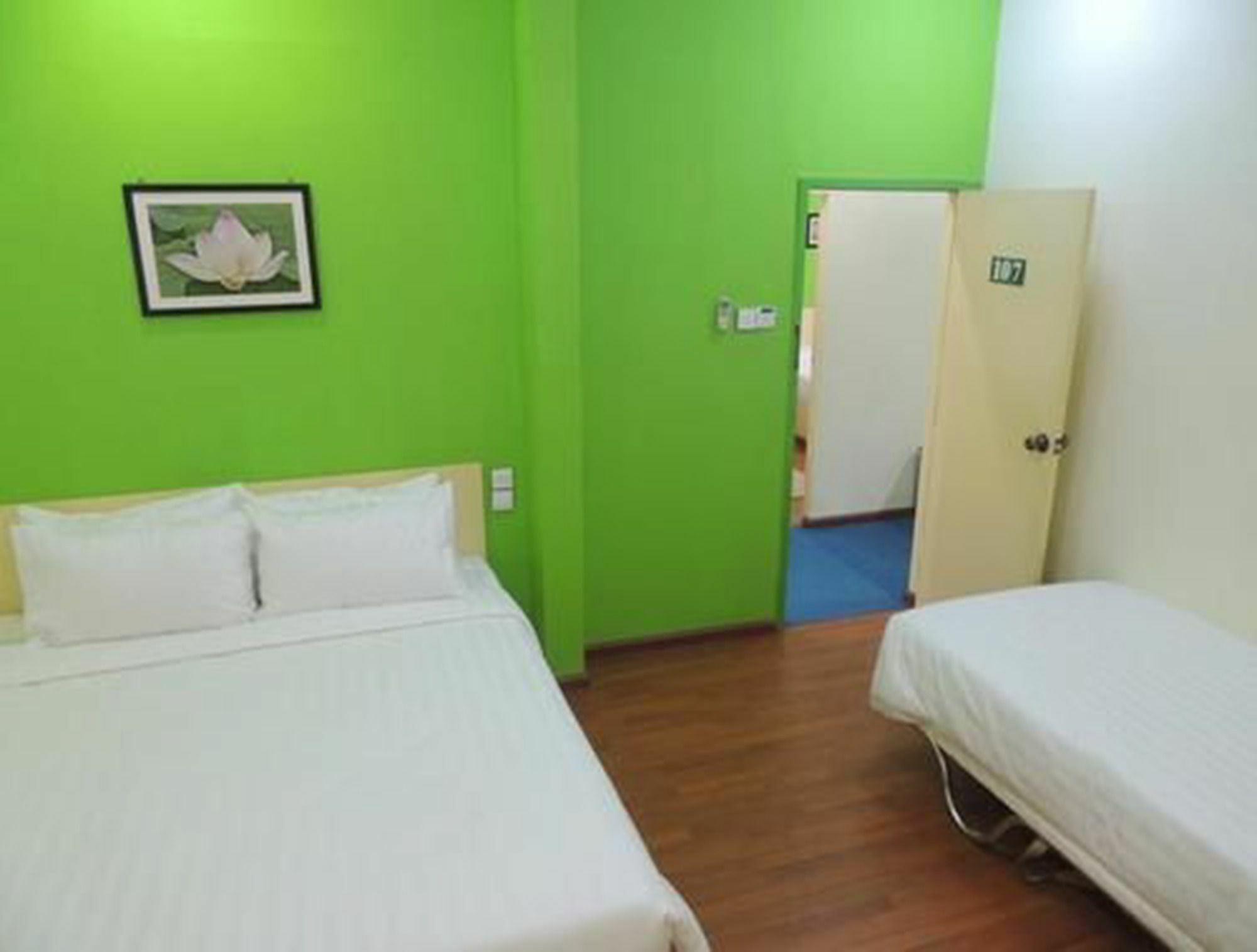 โลตัว เบด แอนด์ เบรคฟาสต์ Bed & Breakfast ย่างกุ้ง ภายนอก รูปภาพ