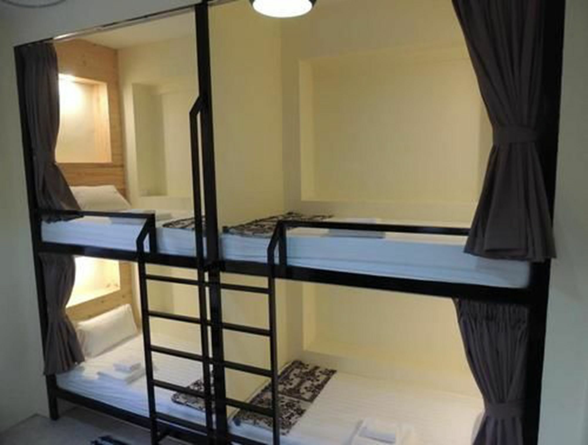 โลตัว เบด แอนด์ เบรคฟาสต์ Bed & Breakfast ย่างกุ้ง ภายนอก รูปภาพ